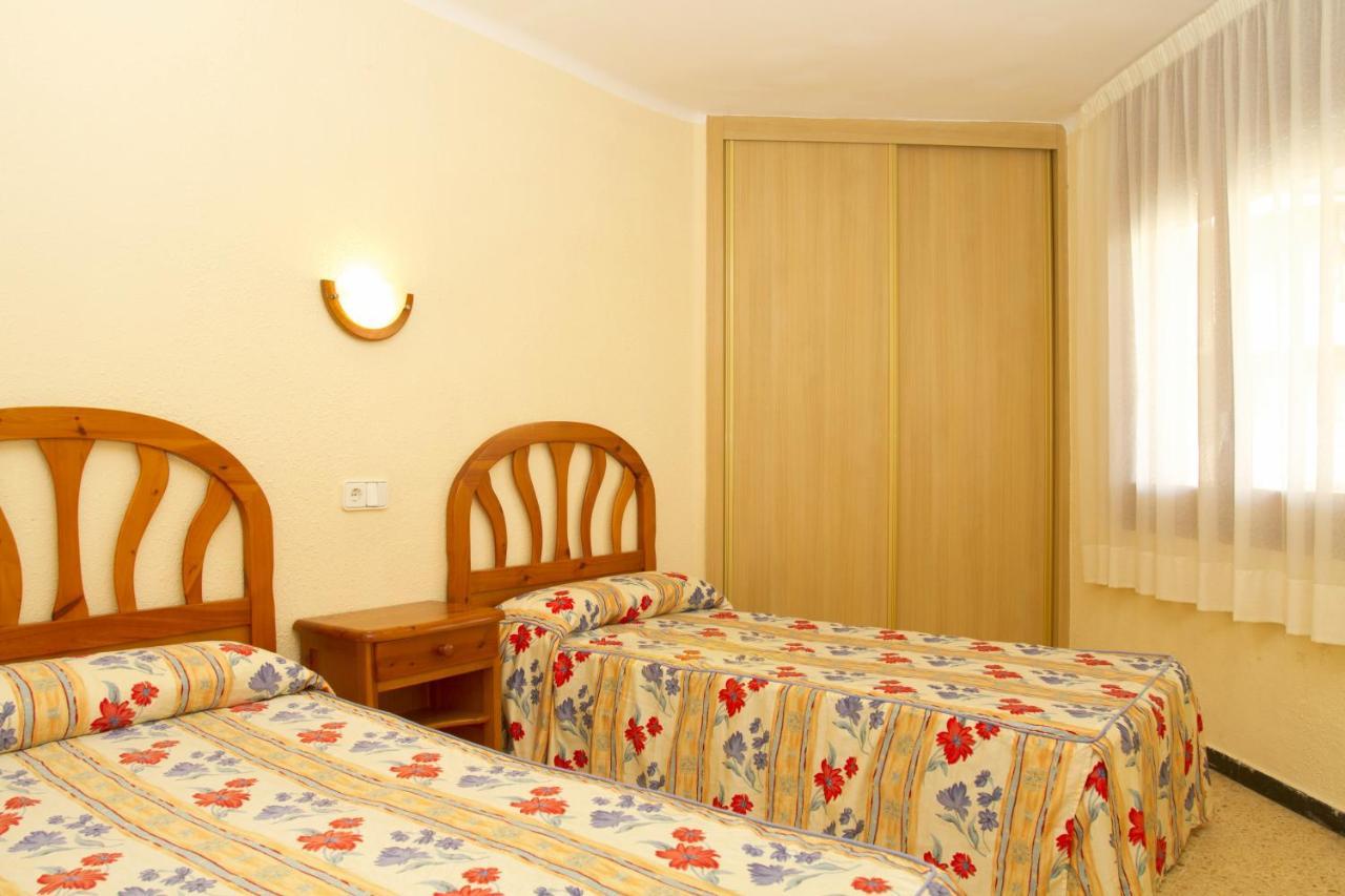 Apartamentos Bahia Dorada Y Iris Salou Exterior photo