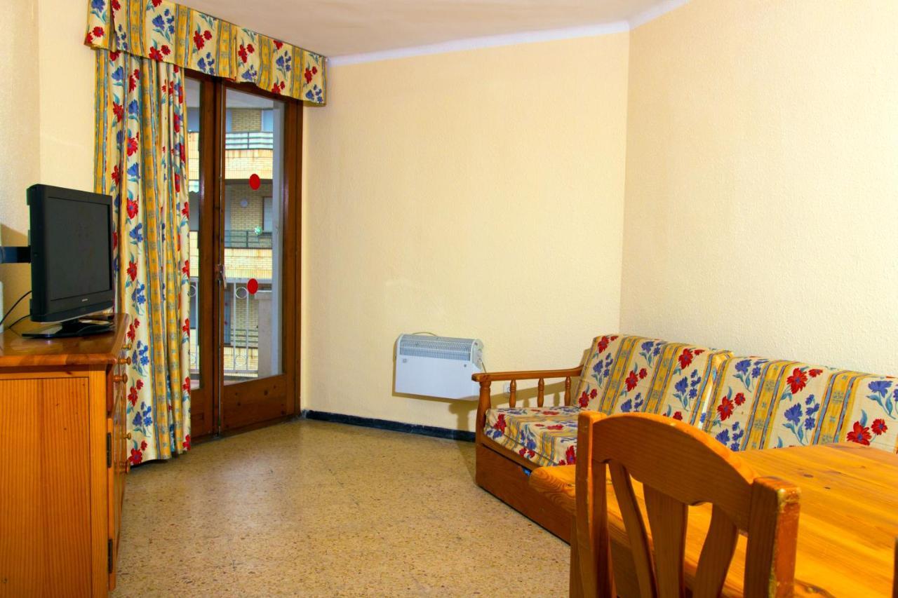 Apartamentos Bahia Dorada Y Iris Salou Exterior photo