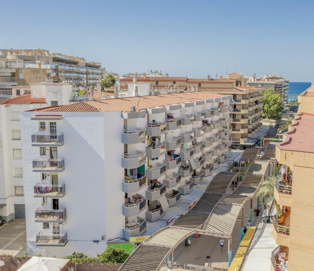 Apartamentos Bahia Dorada Y Iris Salou Exterior photo
