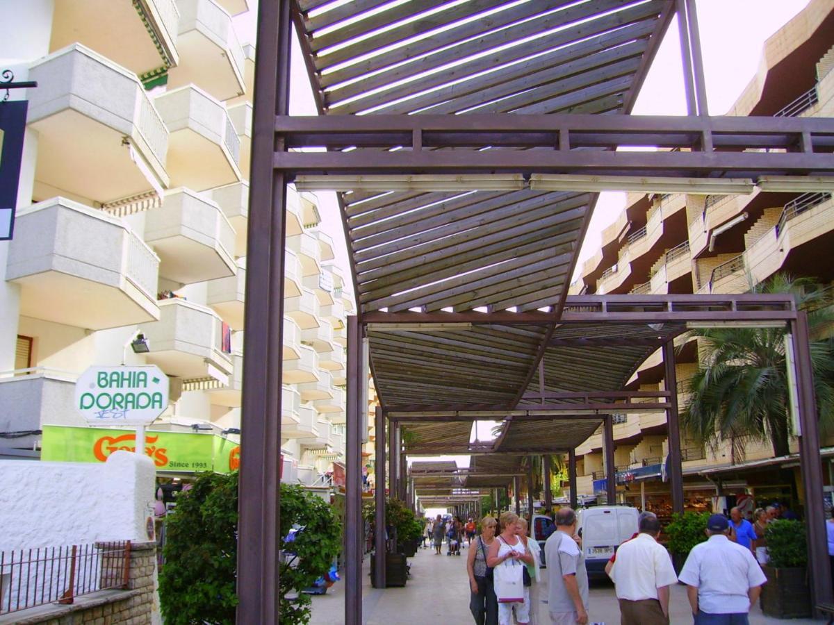 Apartamentos Bahia Dorada Y Iris Salou Exterior photo